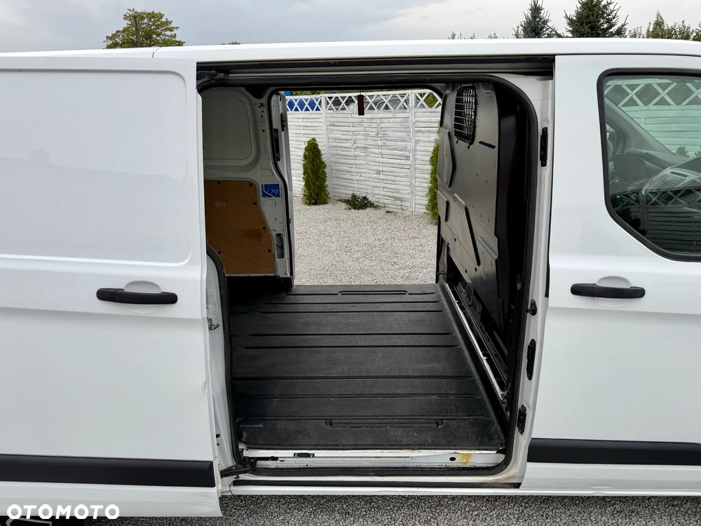 Ford Transit Custom L2H1 - 12