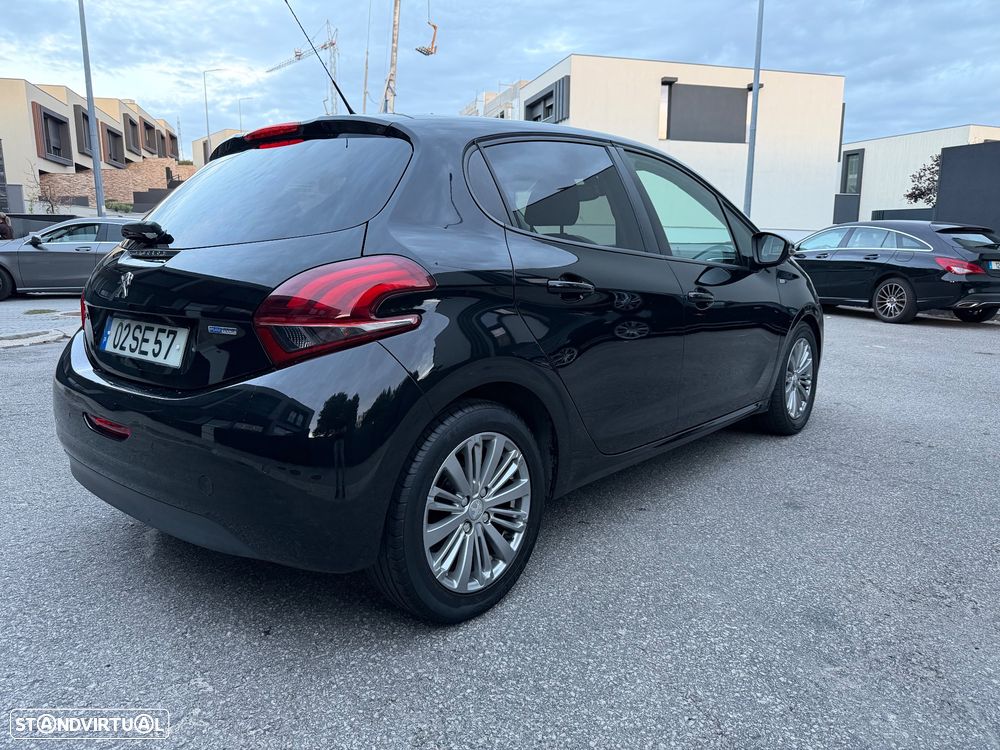 Peugeot 208 1.2 PureTech Style - 3