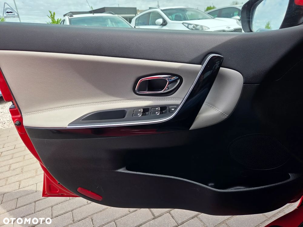 Kia Ceed 1.6 CRDi 136 ISG Platinum Edition - 37