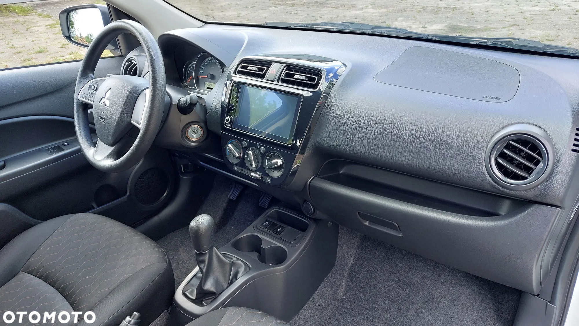 Mitsubishi Space Star 1.2 AS&G Intense - 14