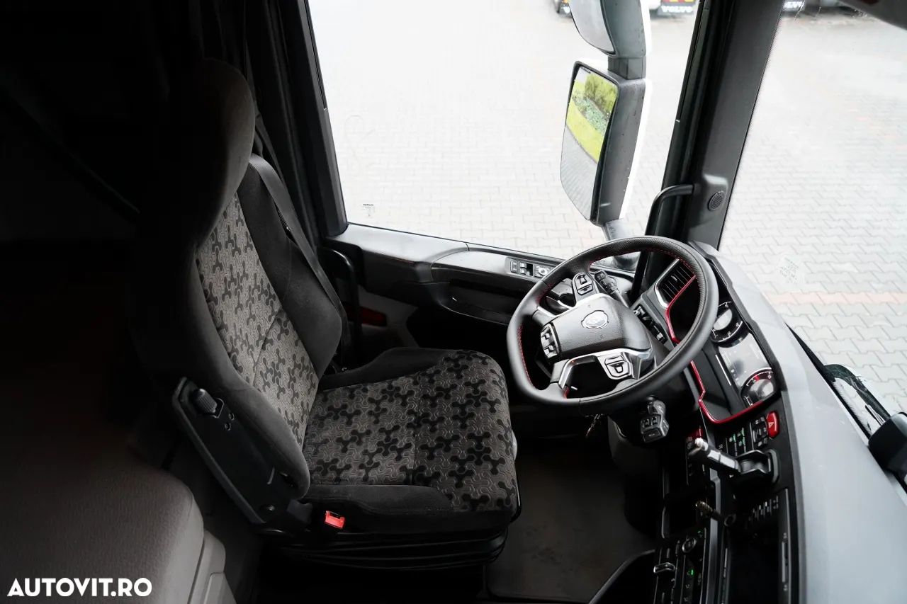 Scania R 520 / V8 / SISTEM HIDRAULIC / RETARDER / RĂCIRE ​​I-PARK / FULL AIRMATIC / ANVELOPE 100% / CONTRACT POST-SERVICE / IMPORTAT - 27
