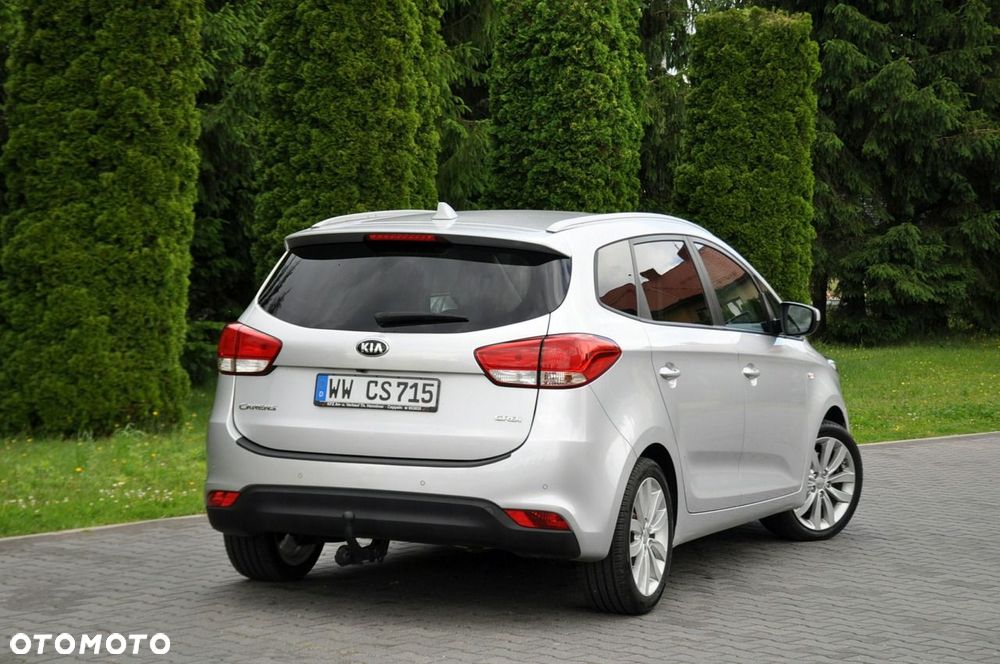 Kia Carens - 7