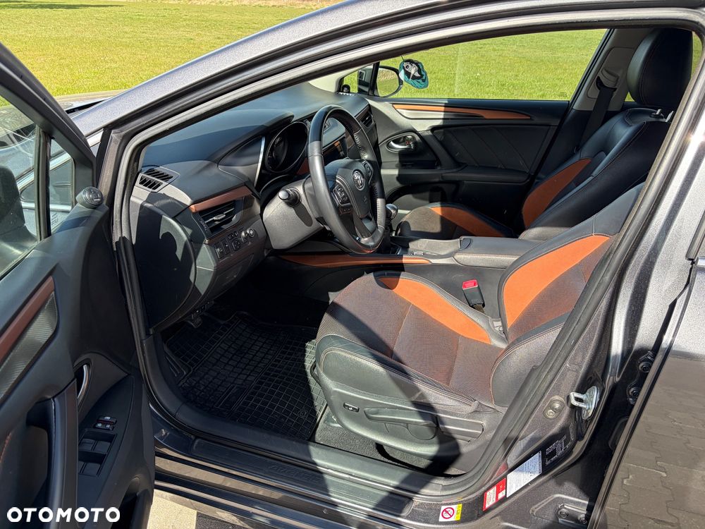 Toyota Avensis 1.8 Prestige - 12