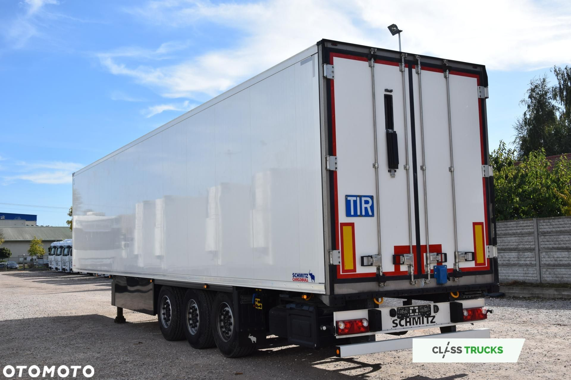 Schmitz Cargobull SKO FP 60 Carrier Vector 1550 - 4