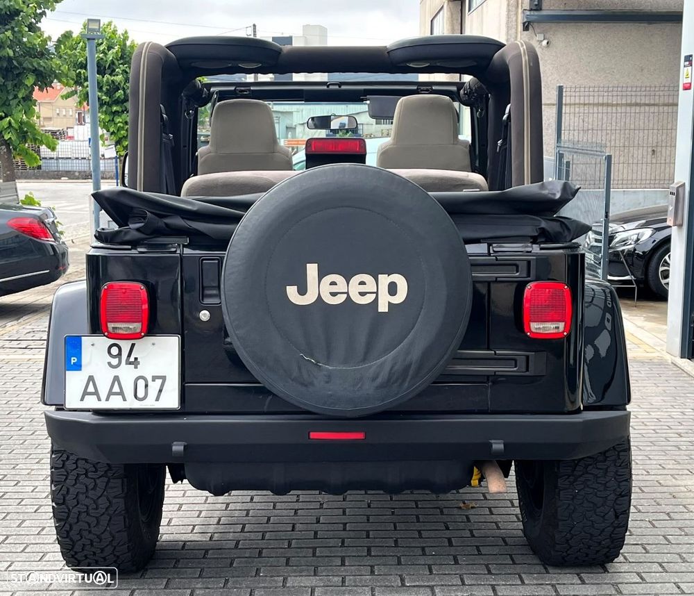 Jeep Wrangler 2.4 - 12