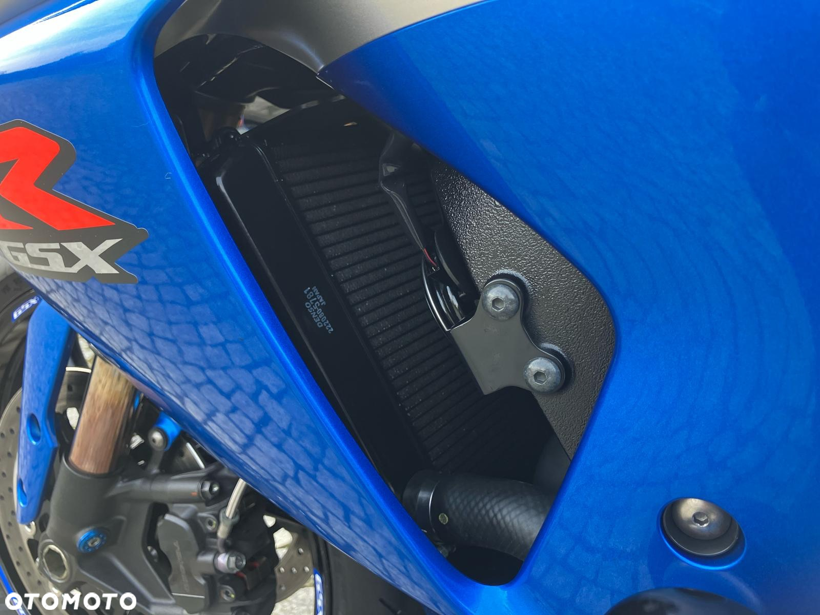 Suzuki GSX-R - 32