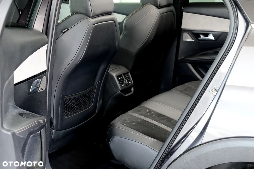 Peugeot 3008 1.5 BlueHDi GT S&S EAT8 - 8
