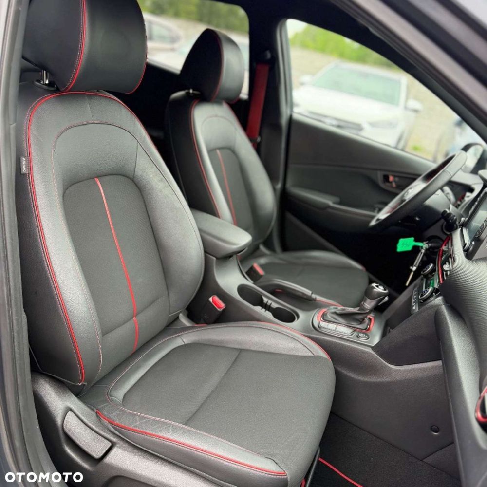 Hyundai Kona - 35