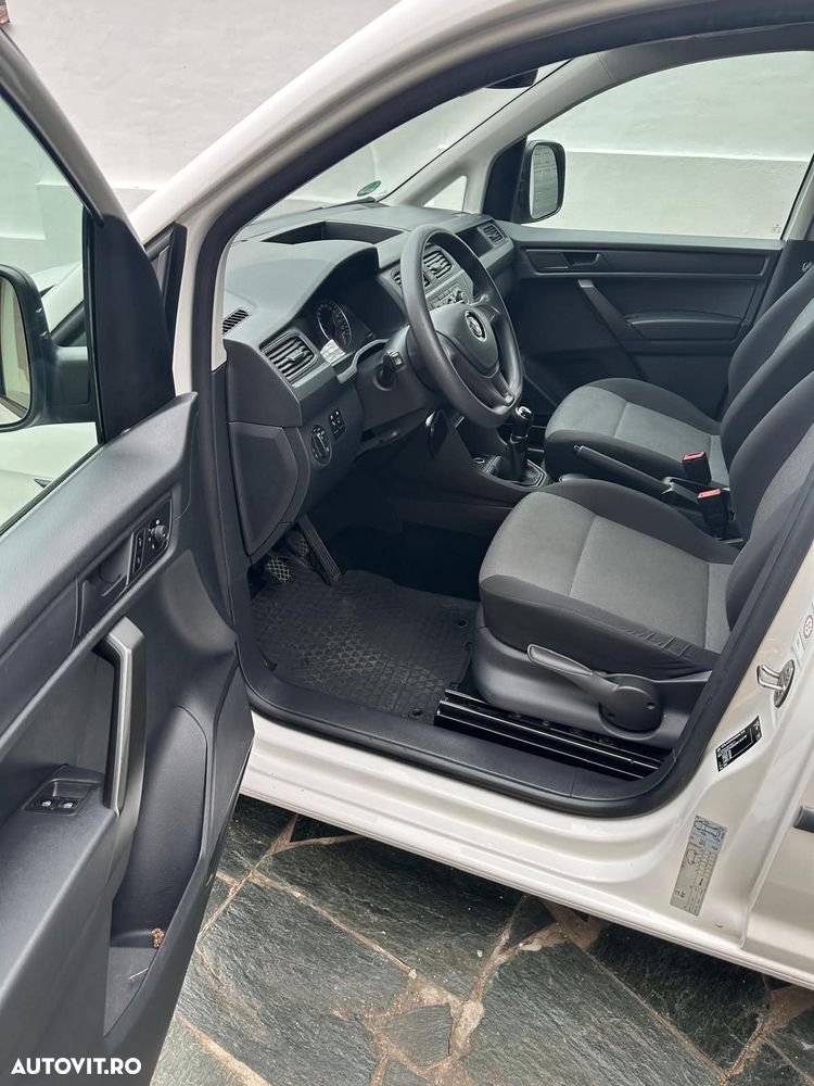Volkswagen Caddy - 9