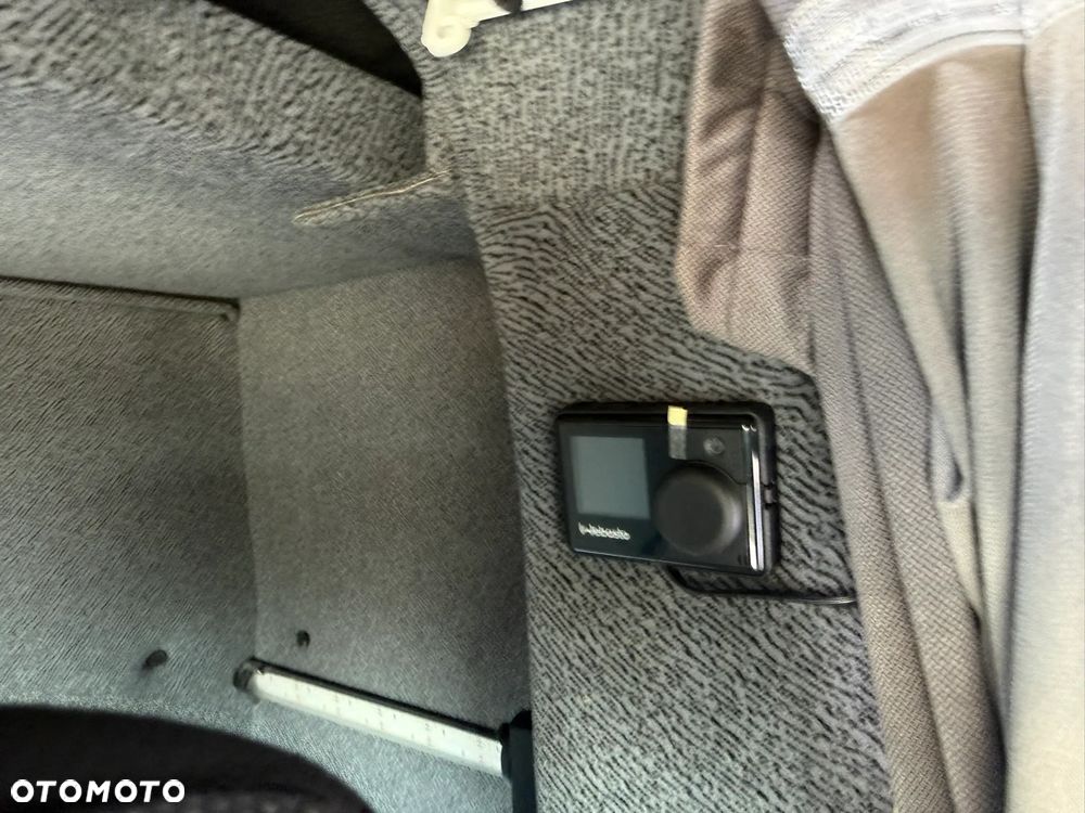 Iveco Daily 70C21A8P Laweta na dwa auta - 35