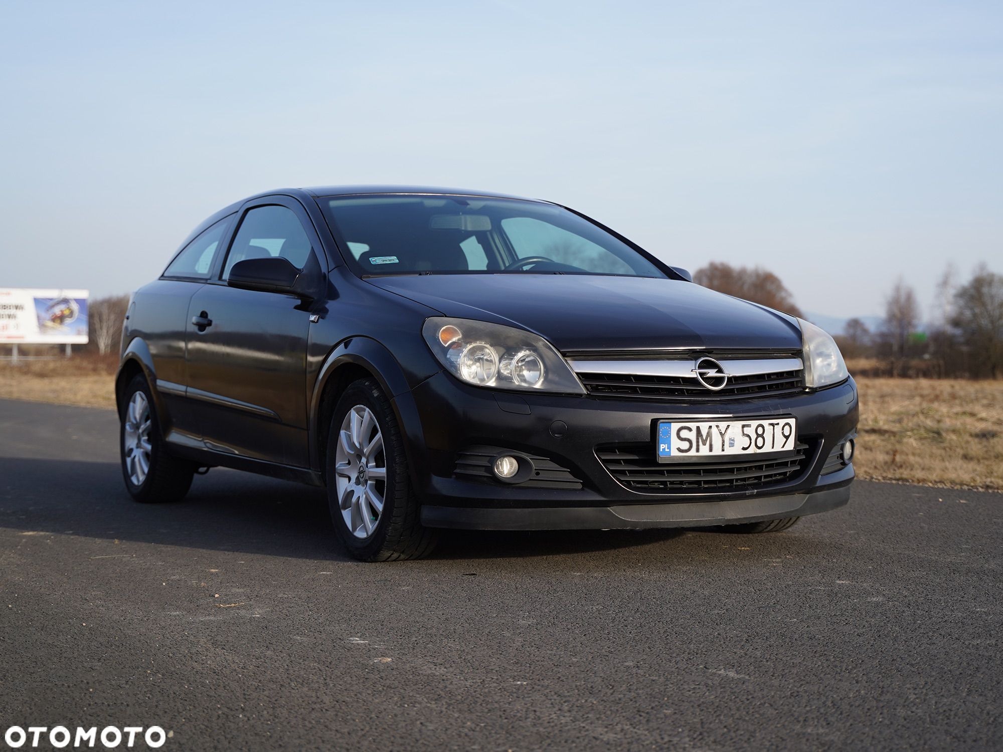 Opel Astra III GTC 1.6 Enjoy - 1
