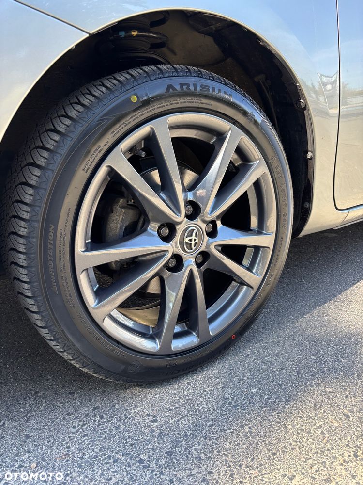 Toyota Auris 1.2 Turbo Executive - 25