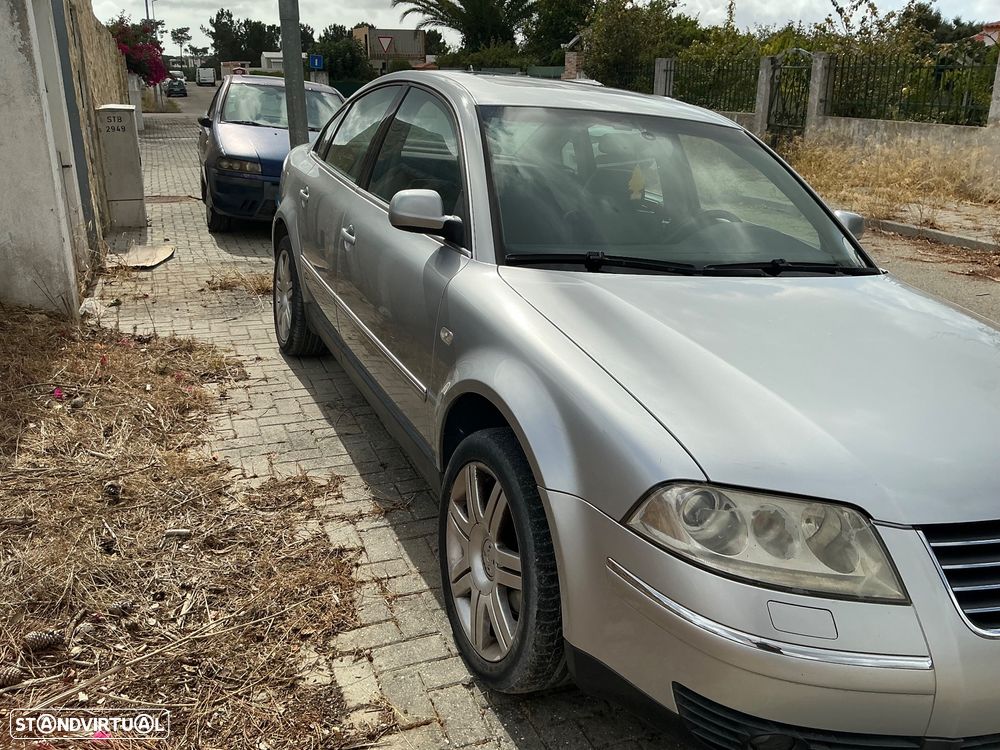 VW Passat 1.9 TDi Highline - 3