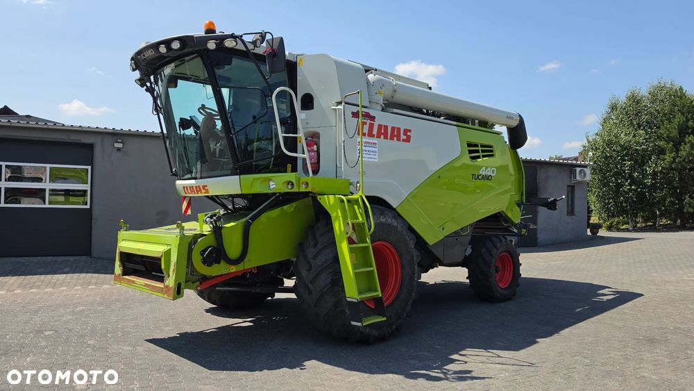 Claas Tucano 440 - 7