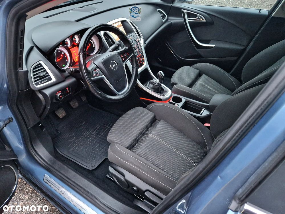 Opel Astra 1.4 Turbo Innovation - 12