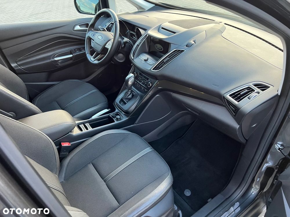 Ford Grand C-MAX - 10