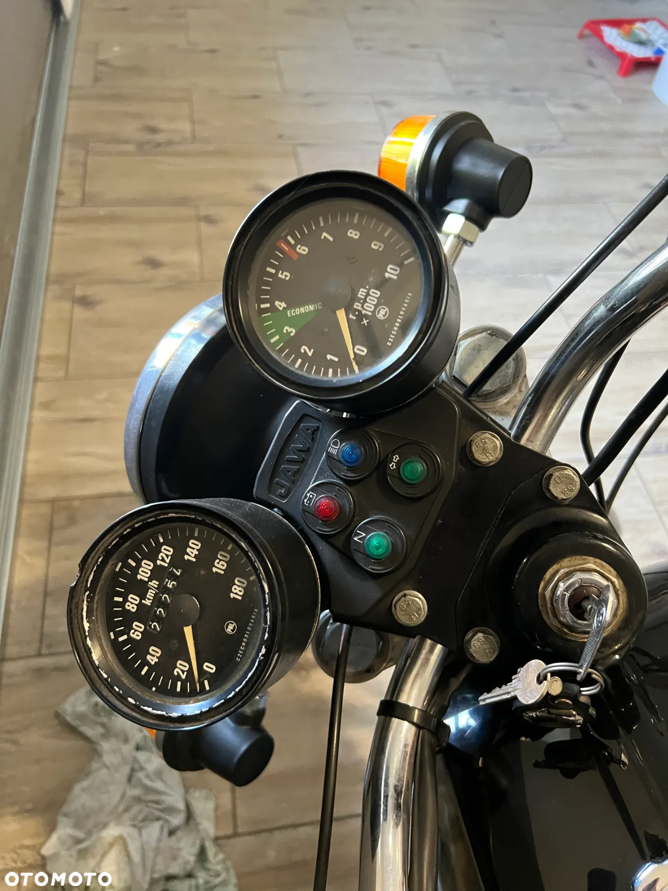 Jawa 350 - 8