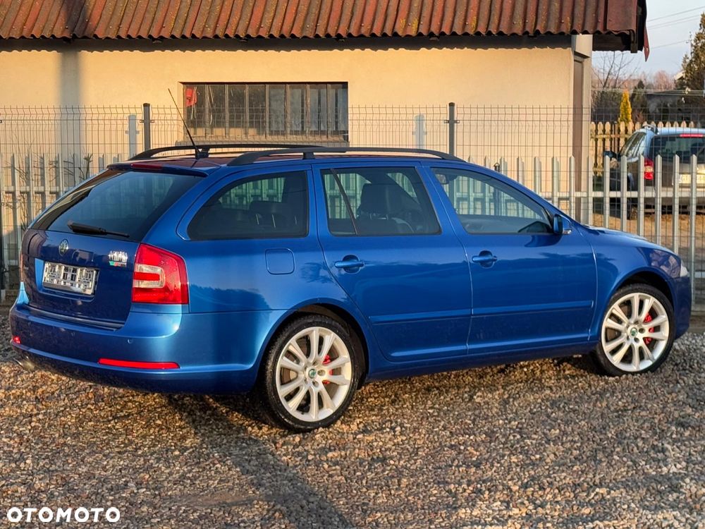 Skoda Octavia 2.0 TDI CR DPF DSG RS - 14