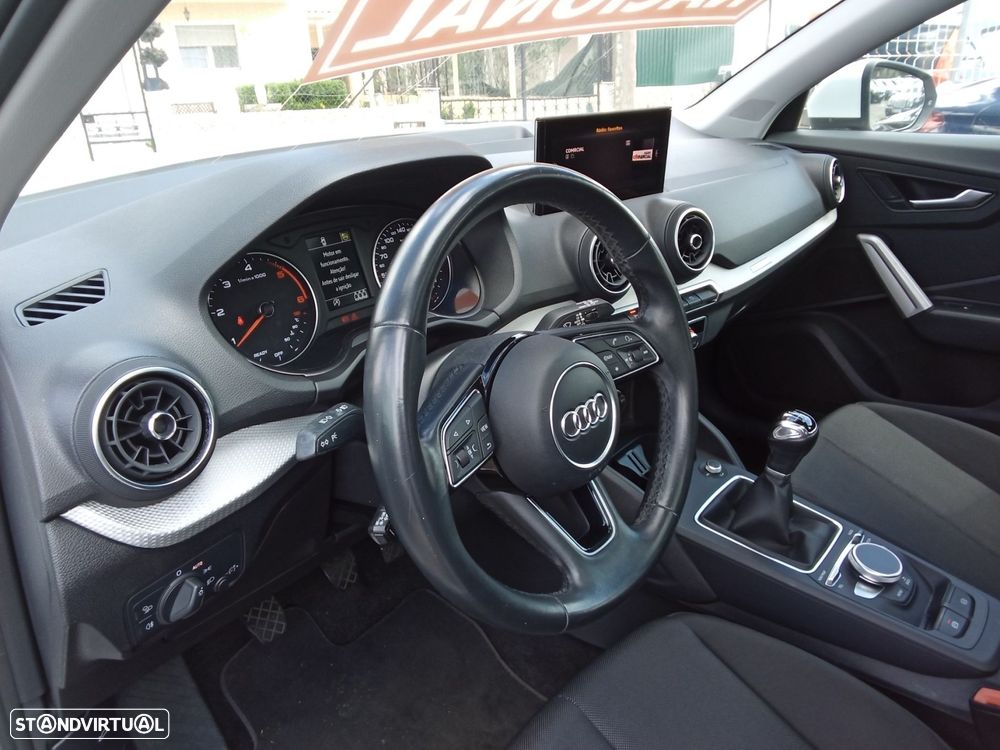 Audi Q2 30 TDI Advanced - 23