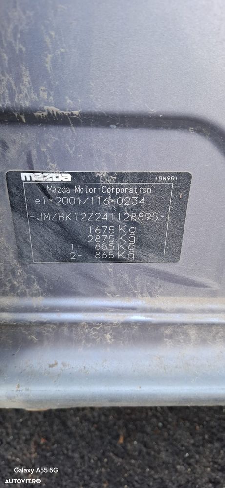 Dezmembrez Mazda 3 BK sedan limuzina - 3