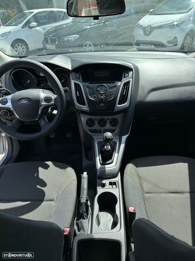 Ford Focus - 14