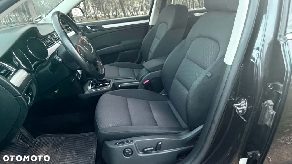 Skoda Superb 3.6 V6 4x4 DSG Elegance - 16