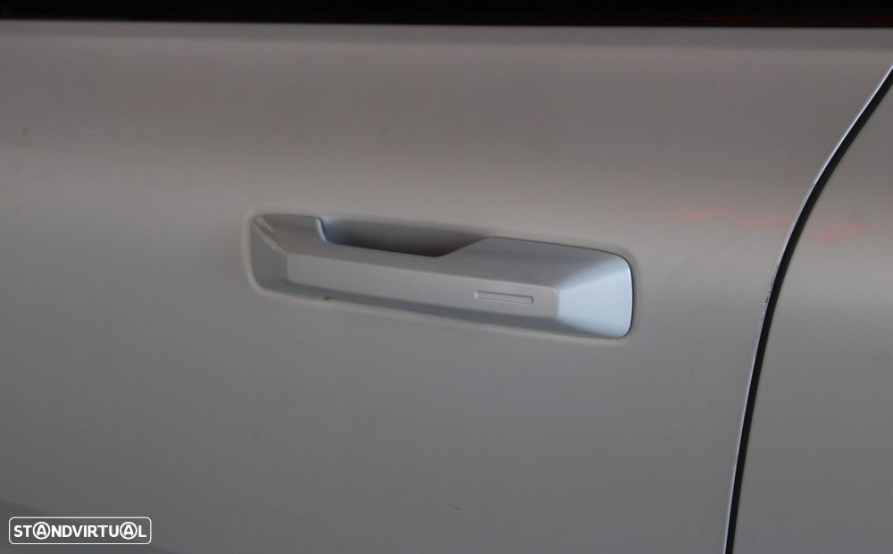 Volvo EX30 69 kWh Single Motor Extended Range Plus - 18