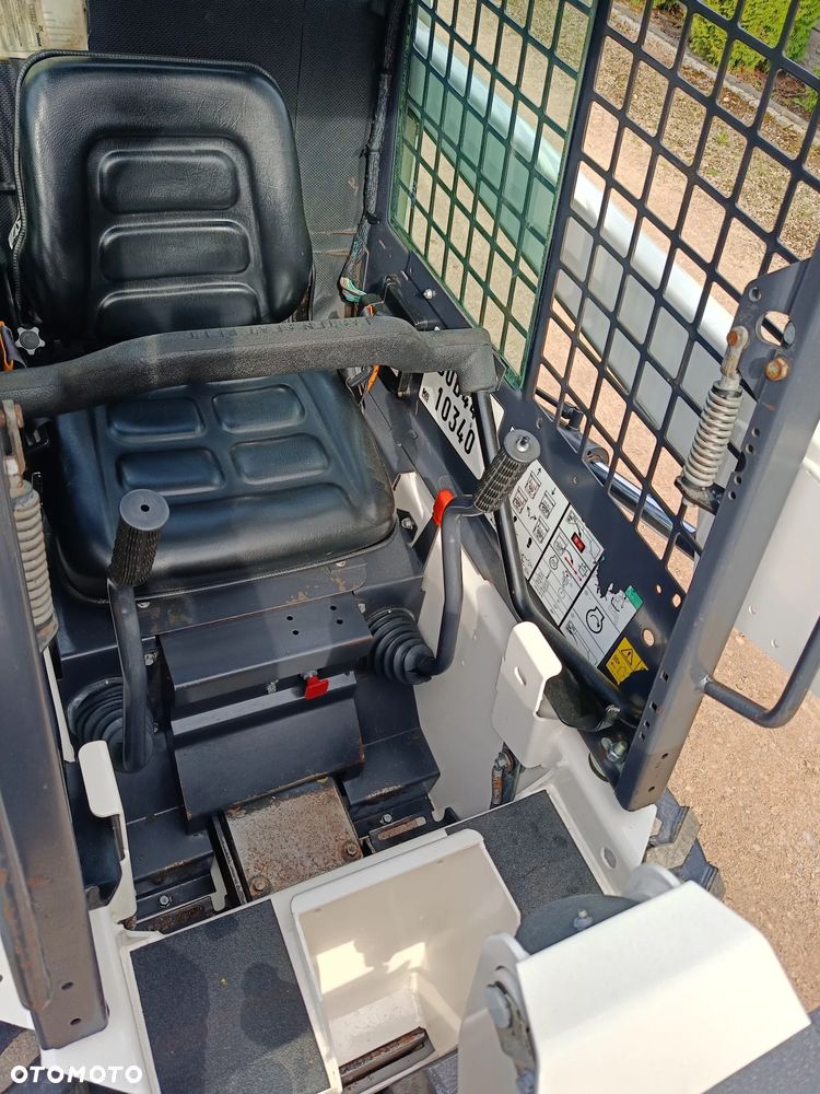 Bobcat S70 - 13