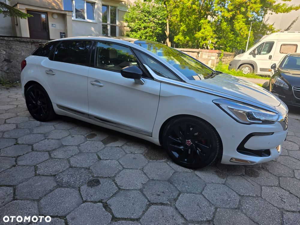 DS Automobiles DS 5 - 6
