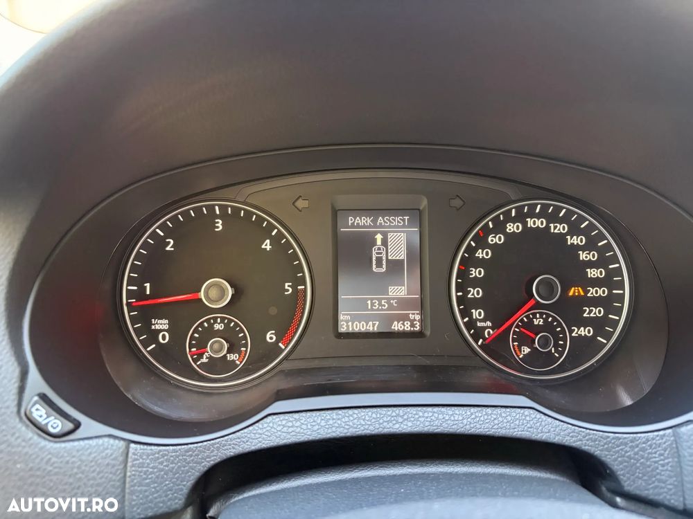 Volkswagen Sharan - 31