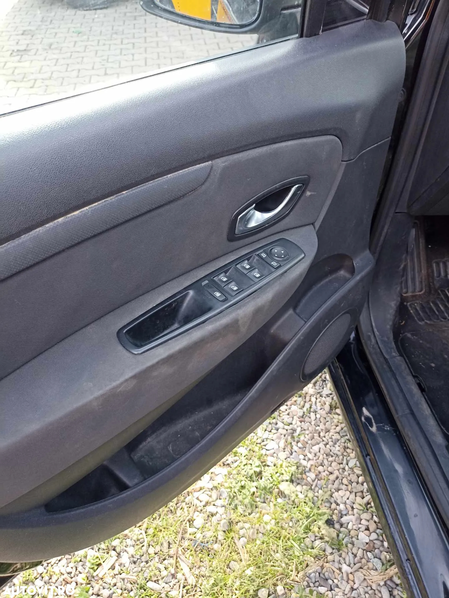 Renault Scenic - 15