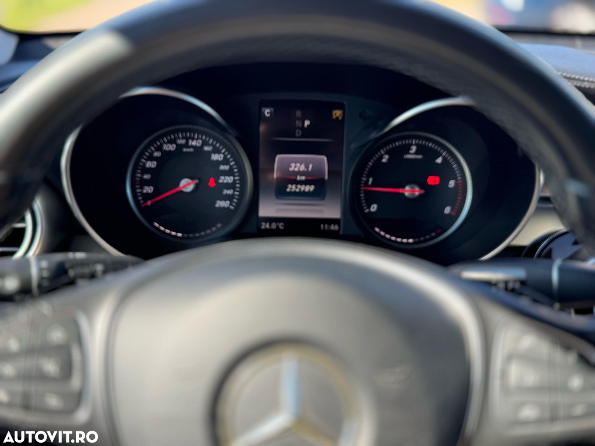 Mercedes-Benz GLC 220 d 4MATIC - 18