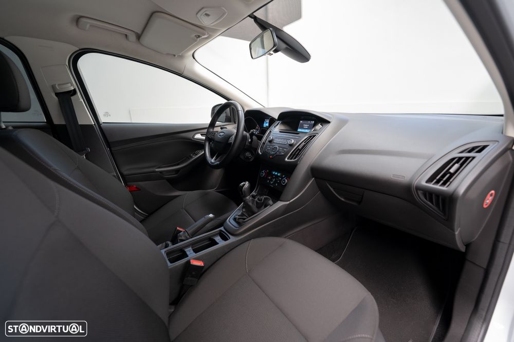 Ford Focus 1.0 SCTi Trend - 6