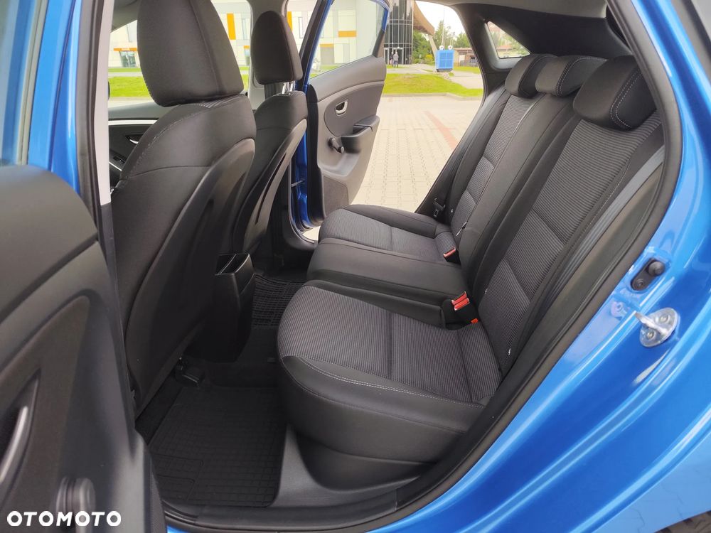 Hyundai i30 blue 1.4 Classic - 16
