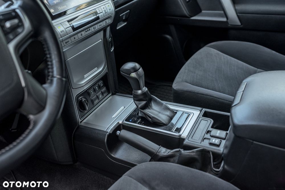 Toyota Land Cruiser LC 2.8 D-4D Prado - 27