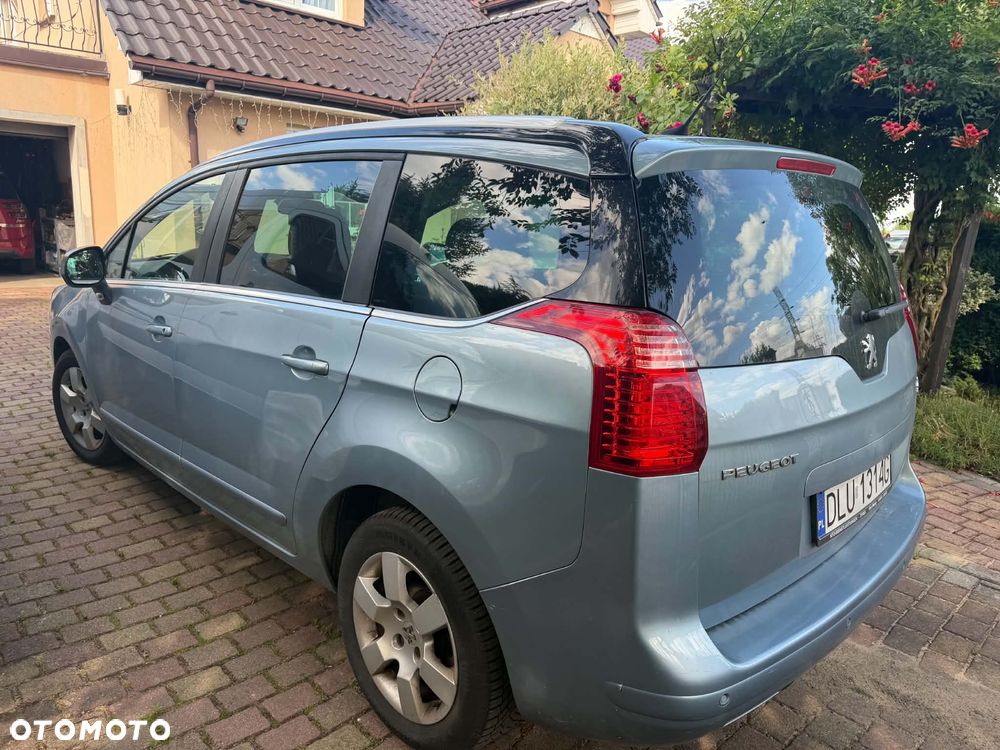 Peugeot 5008 - 3