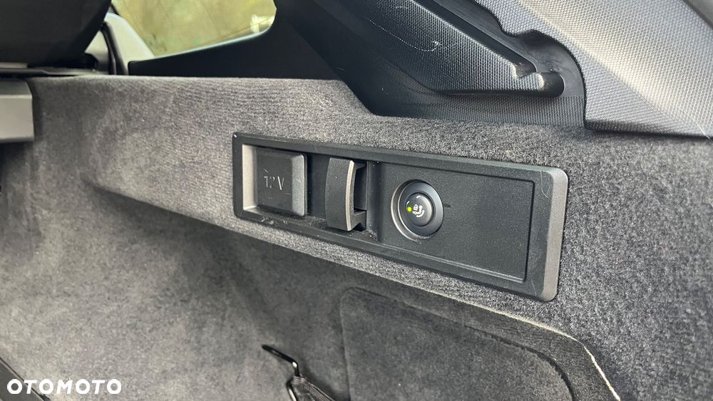 BMW Seria 3 320d Sport Line Sport - 18