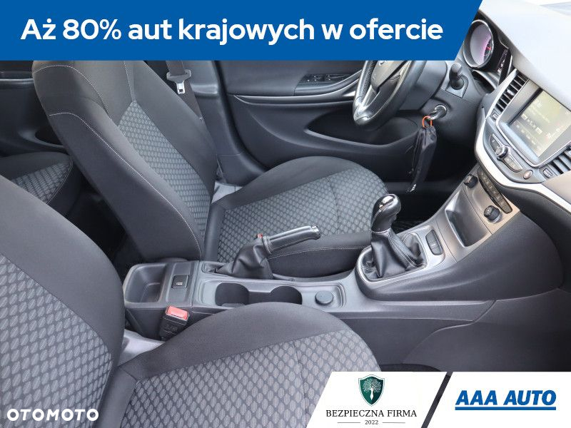 Opel Astra - 10