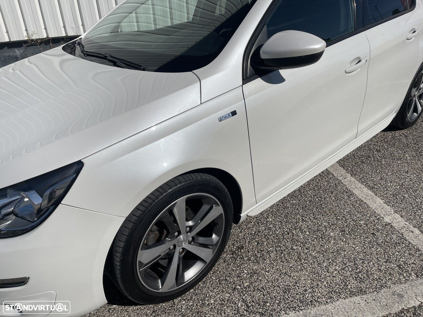 Peugeot 308 1.6 BlueHDi Style - 4