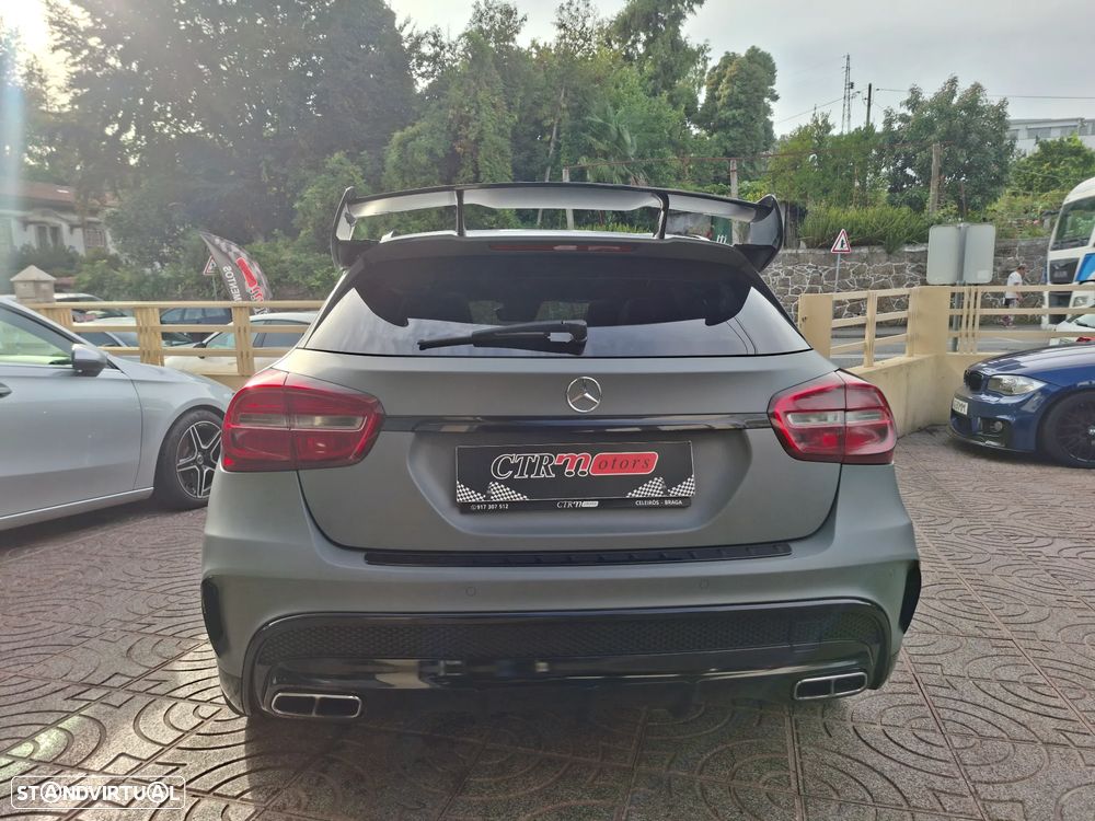 Mercedes-Benz GLA 45 AMG - 11
