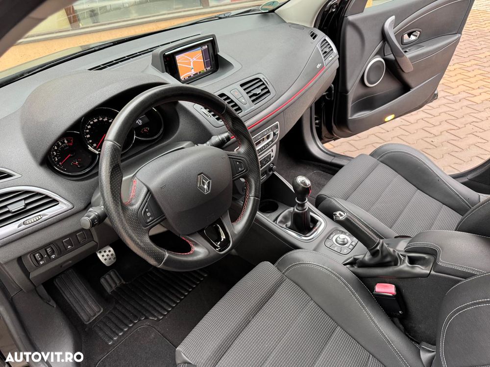 Renault Megane TCe 130 Dynamique - 9