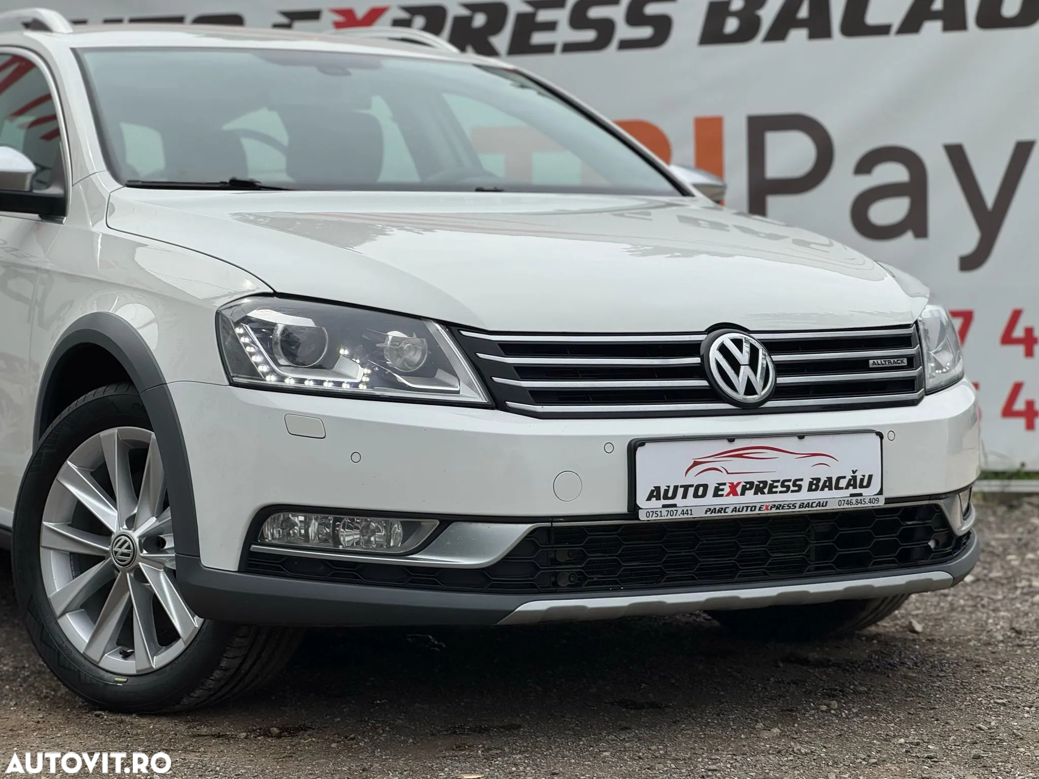 Volkswagen Passat Alltrack - 12