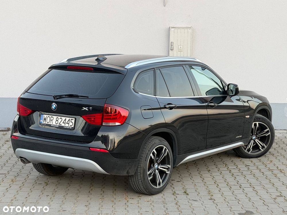 BMW X1 xDrive18d - 27