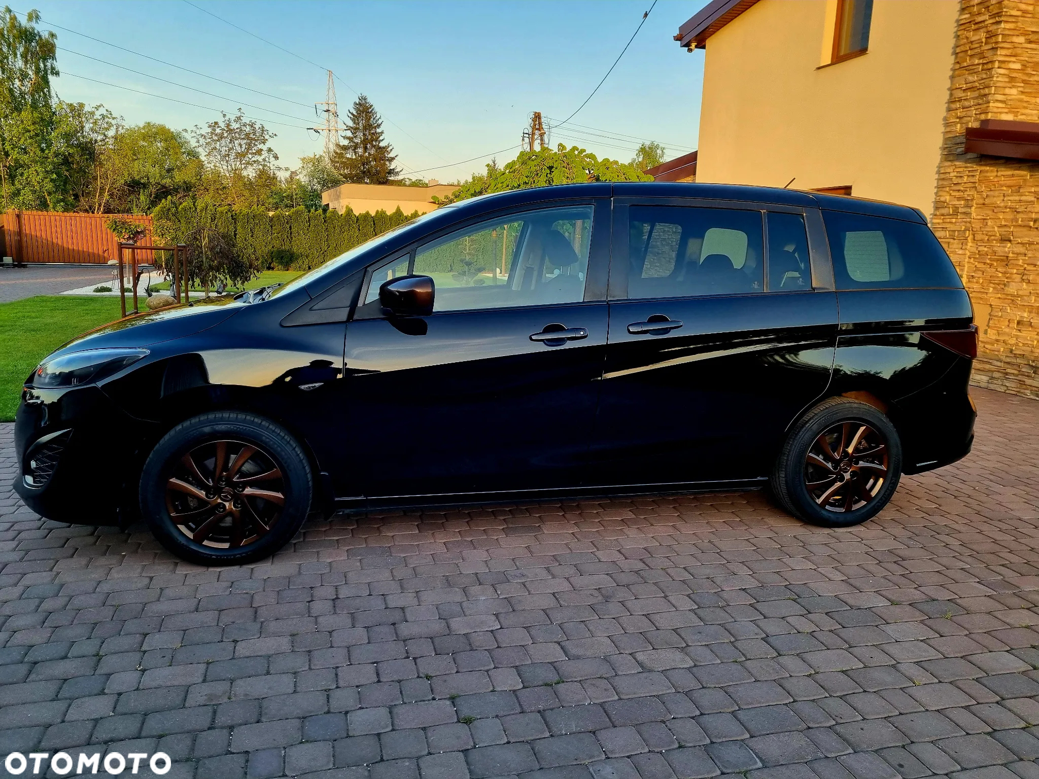 Mazda 5 - 9