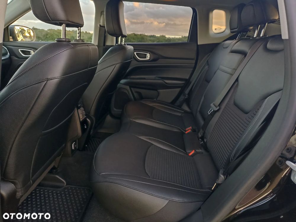 Jeep Compass 1.3 T4 PHEV 4xe Limited S&S - 33