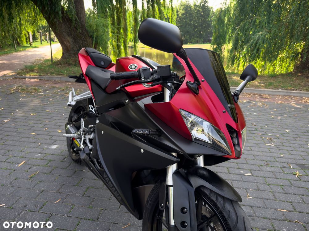 Yamaha YZF - 7