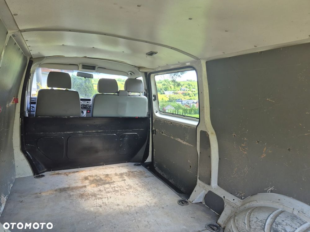Volkswagen Transporter L2 - 12