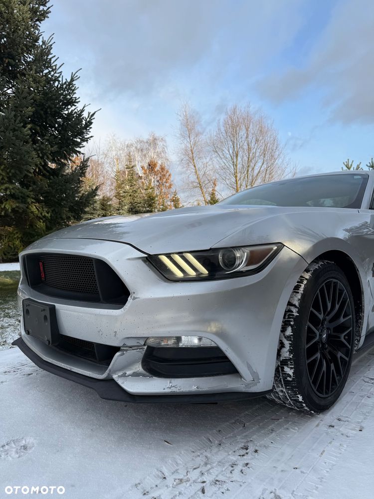 Ford Mustang 3.7 V6 Premium - 5