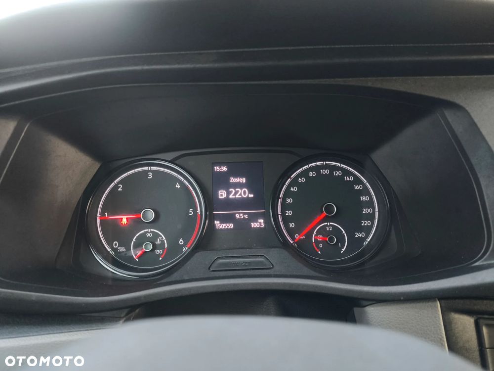 Volkswagen Transporter - 28