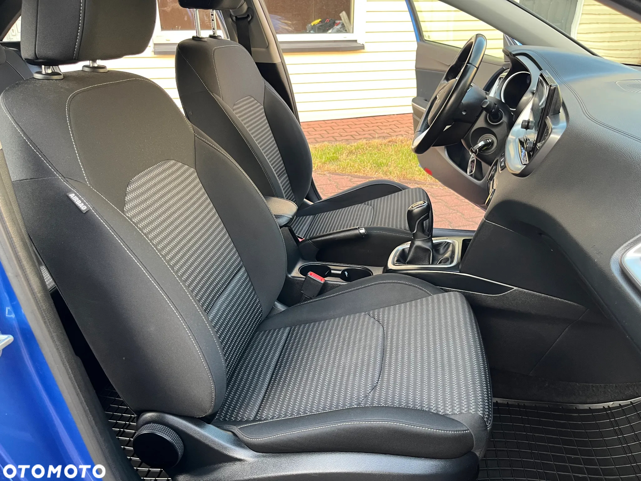 Kia Ceed 1.5 T-GDI M - 22